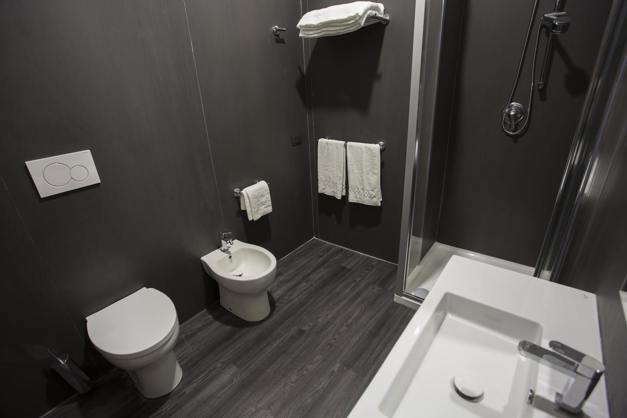 V99 Hotel Roma Ngoại thất bức ảnh